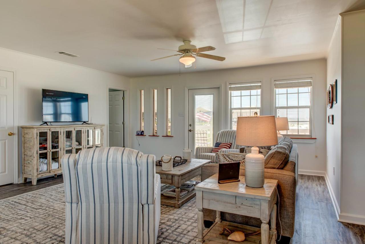 Saltaire: Bayside Pet-Friendly Home with Gulf Access Dauphin Island Exterior photo
